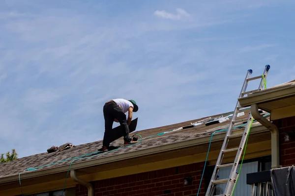 How a Roof Replacement Contractor Can Increase Your Home’s Value